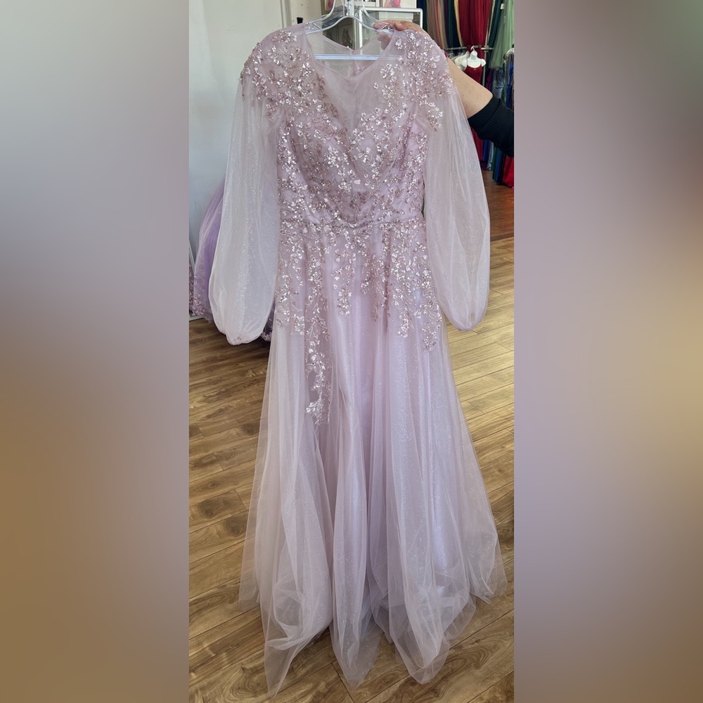 Formal Blush Pink Dress 

Prom | Formal | Wedding | Engagement

Women U.S Small